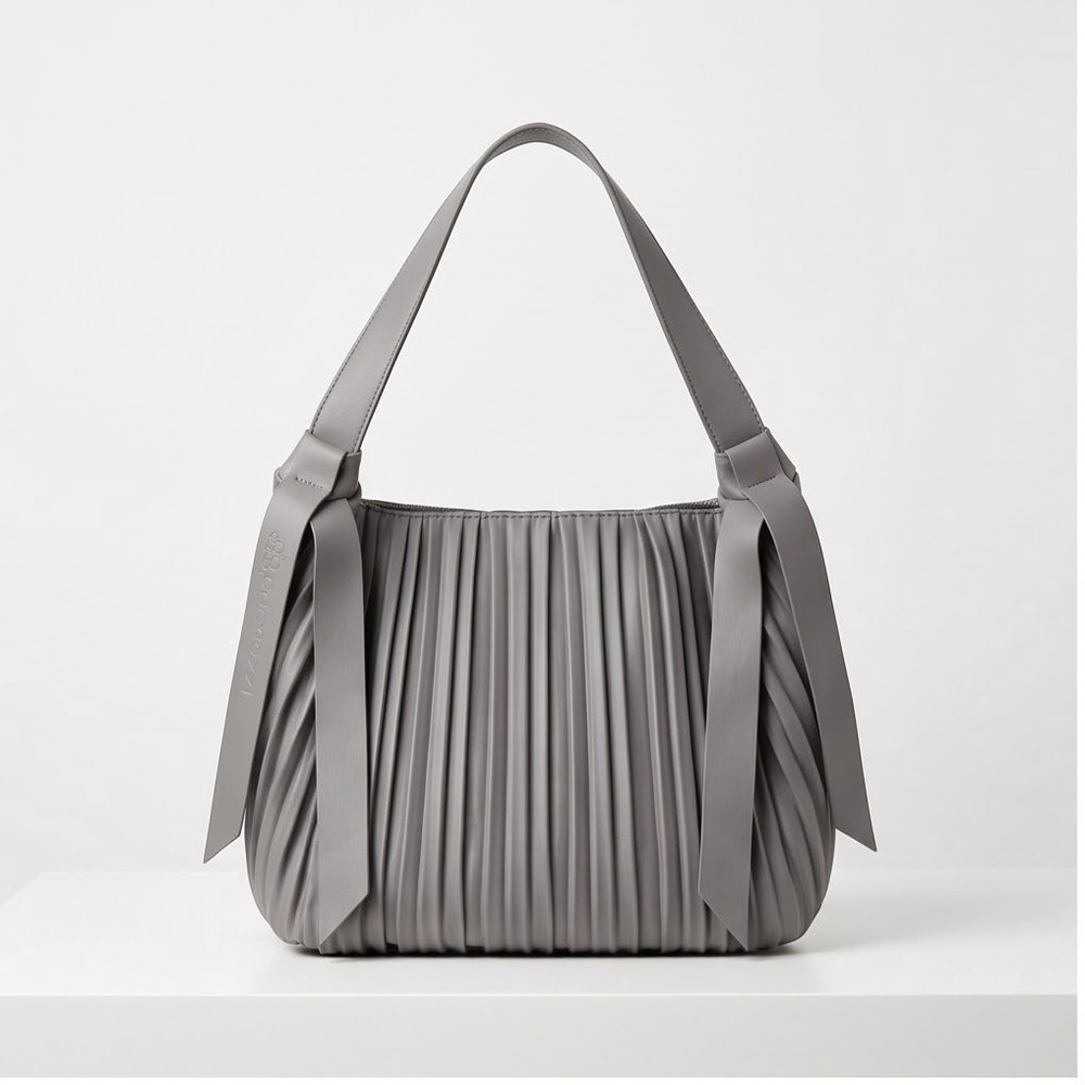 Paparazzi Accessories 2021 Convention Limited Edition Grey Pleated Hobo Bag NWT